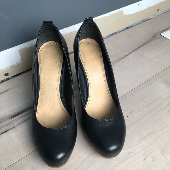 Aldo genuine leather black pumps - Picture 3 of 8